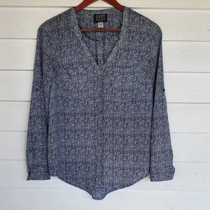 Simply Styled Blouse Size Small